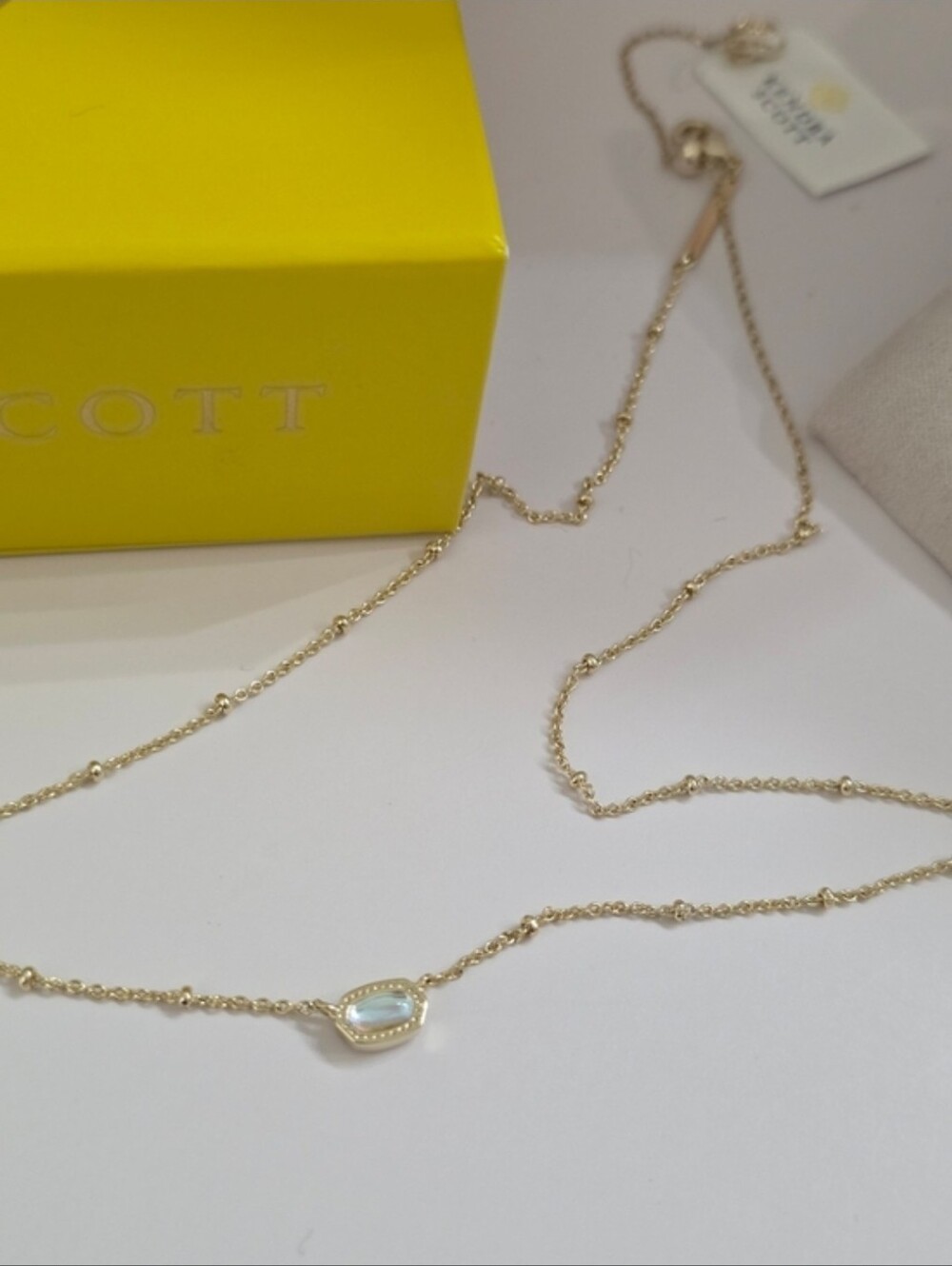 Kendra Scott - Gold Elisa Oval Pendant Necklace - Yellow Gold